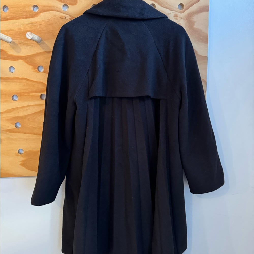Gorgeous and chic Black Women's  Coat